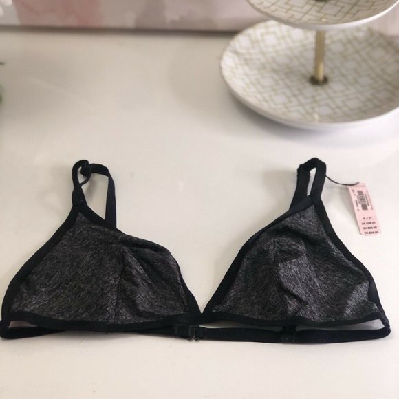 Victoria's Secret Other - VICTORIAS SECRET BLACK BRALETTE SIZE SMALL